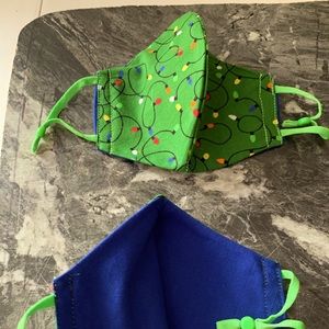 Teen Christmas lights facemask